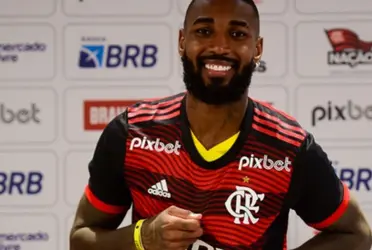 A efetivação da compra de Gerson encerrou o interesse do Mengão no meio campista Carlos Alcaraz