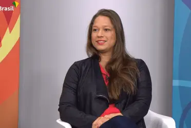 A jornalista teve acesso a pessoas que trabalham no dia a dia do clube