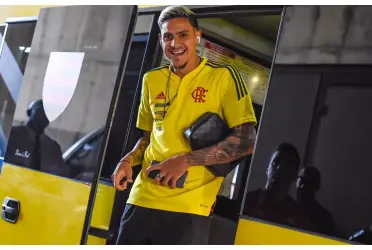 Atacante não escondeu admiração pelo oponente e deixou VP em saia justa