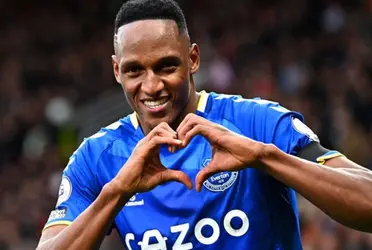 Ativo no mercado de transferência, o Mengão analisa a possibilidade de ter Mina no seu elenco