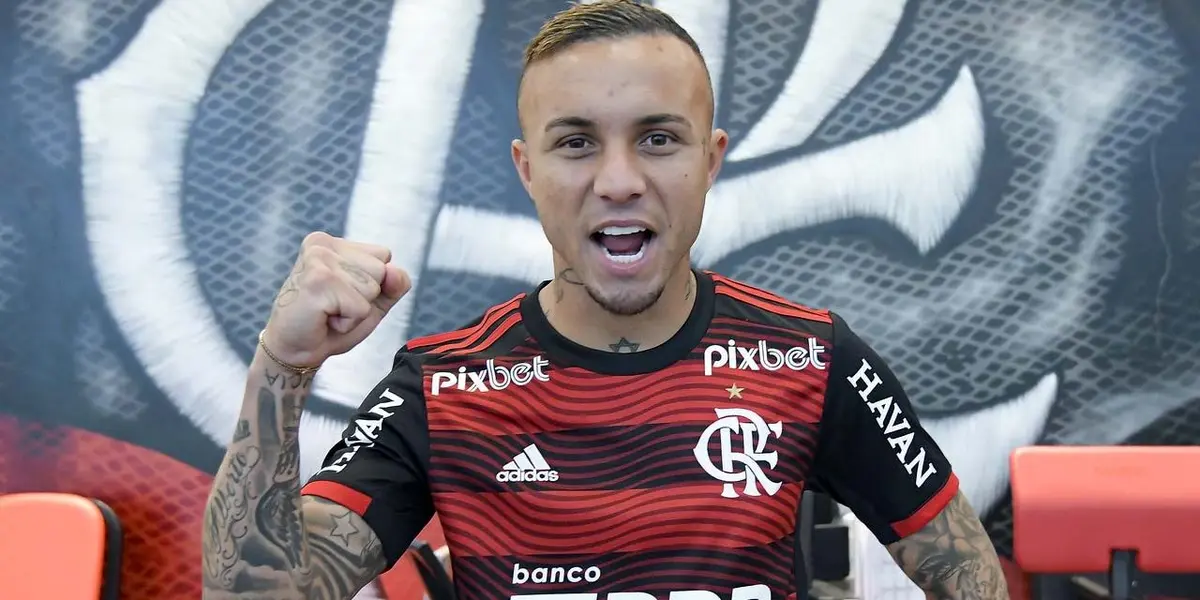 Camisa 11 entra no segundo tempo e não conseguiu ajudar o time a vencer a partida