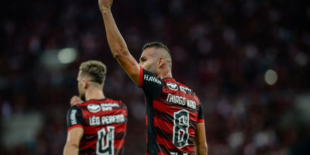 Contratado em 2020, volante do Flamengo pode ficar sem espaço com a tentativa da diretoria de reforço do horário