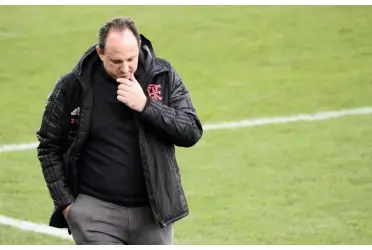 Ele esteve a frente do clube por pouco tempo, mas conquistou alguns títulos importantes