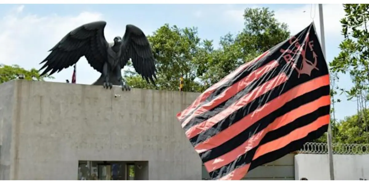 Ele não tem chances nem no time reserva e diretoria vai precisar tomar uma decisão sobre sua situação