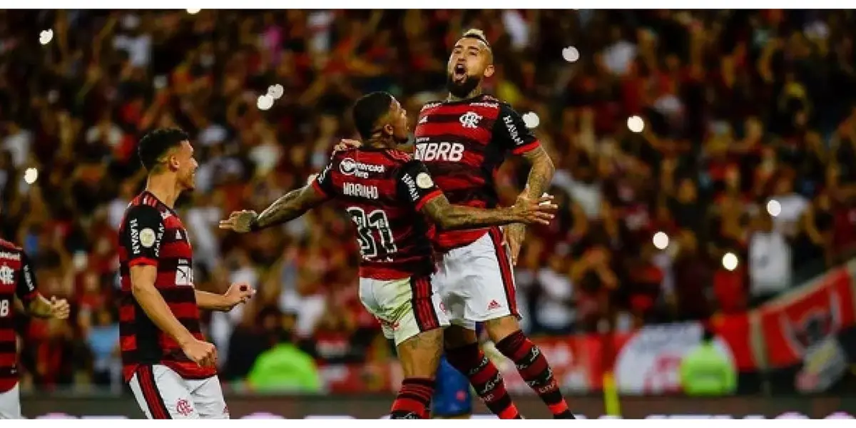 Ele tem aceitado o banco em prol do time