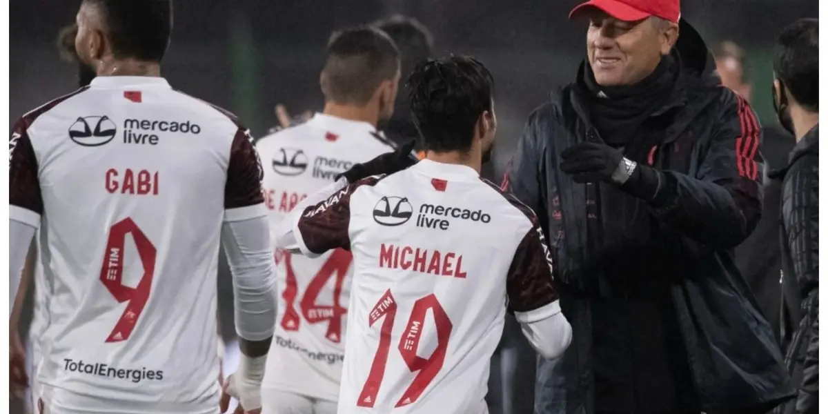 Ele teve uma passagem curta pelo Mengão e parece ter feito inimizades