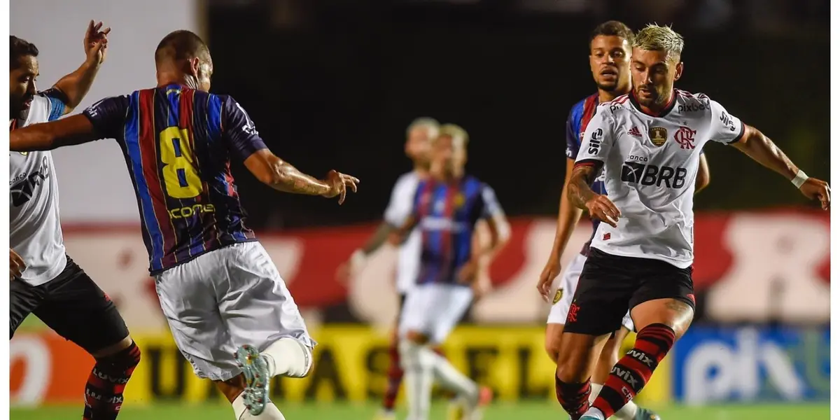 Enquanto um foi bem, o outro foi alvo da ira da Nação e pode perder seu lugar no banco