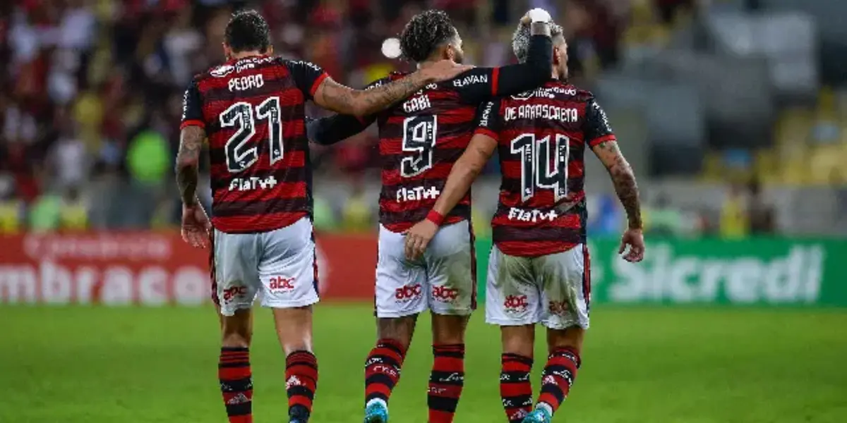 Flamengo vai vencendo o Corinthians por 1 x 0 na grande final da Copa do Brasil