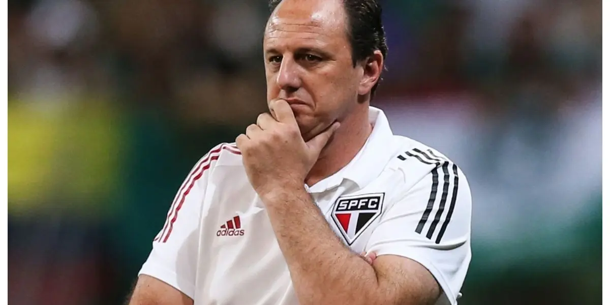 Jogador não entrou em campo neste mês e interessa ao São Paulo