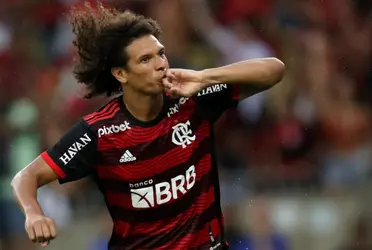 Jogador saiu do clube no meio do ano
