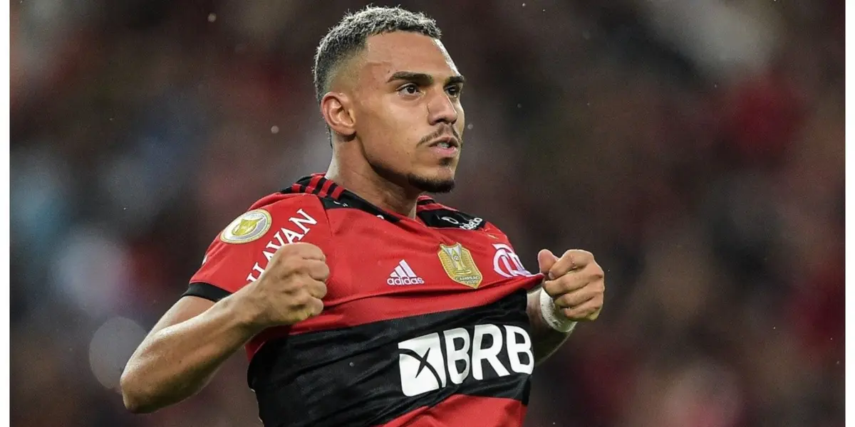 Lateral é uma das opções para reforçar o elenco de rival do Flamengo