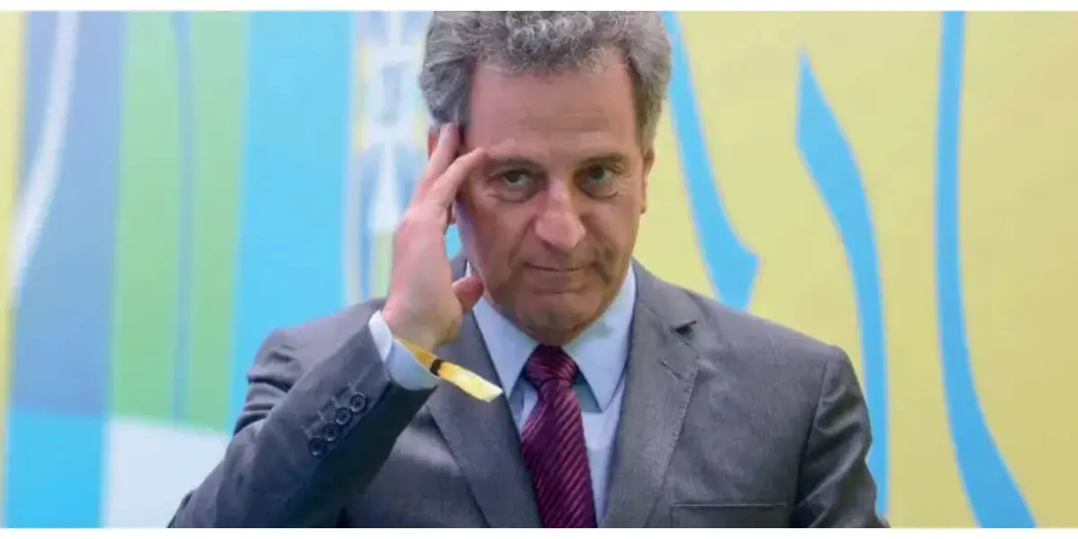 Lateral está em fim de vínculo com o Flamengo e sua situação é incerta no clube