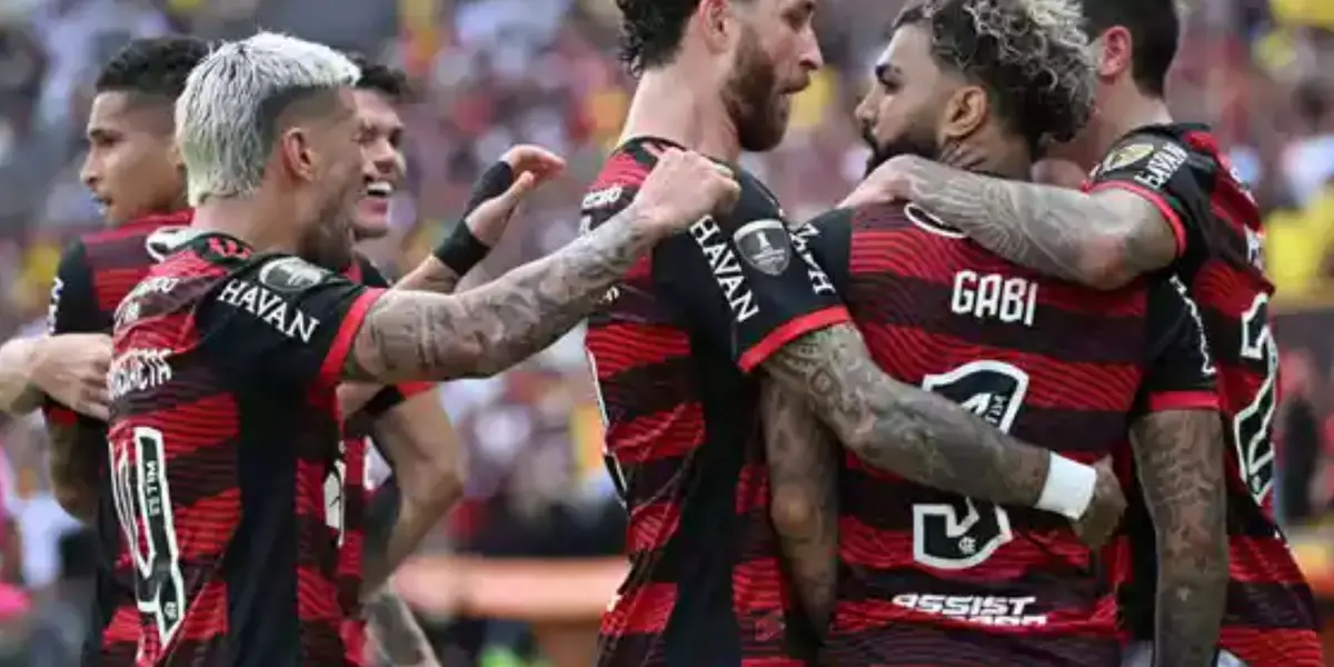 Lyon faz oferta por João Gomes e o volante pode desistir de jogar na Premier League