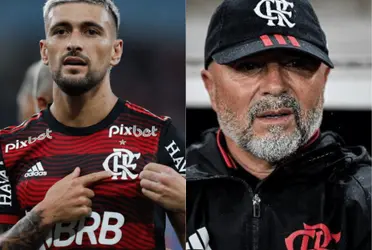 Meia uruguaio entrou durante a partida na vitória sobre o Santos