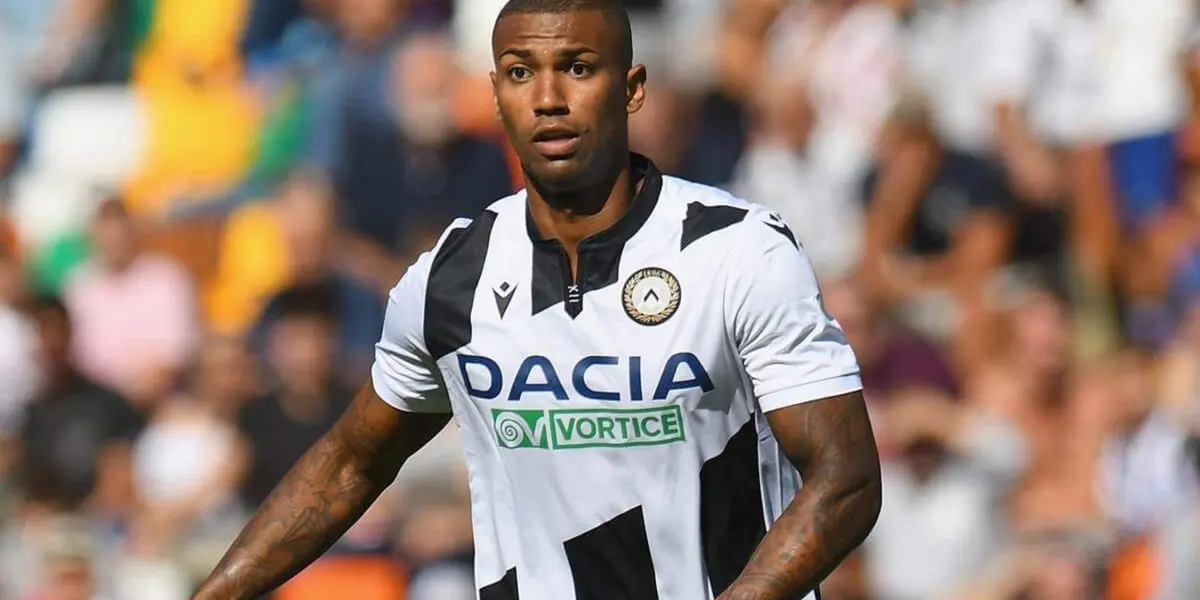 Negociações com a Udinese seguem acontecendo para viabilizar a transferência de Walace