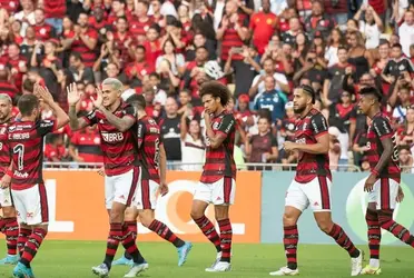 Negociado com clube turco, Willian Arão reapareceu no Ninho do Urubu para treinar com o elenco