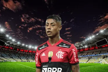 O jogador sentiu uma lesão no pé e pediu para ser substituído