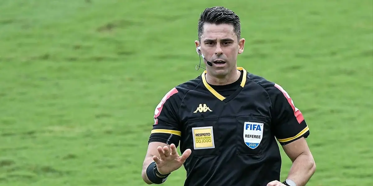 O trio esteve apitando o jogo Flamengo contra o Fortaleza na última semana