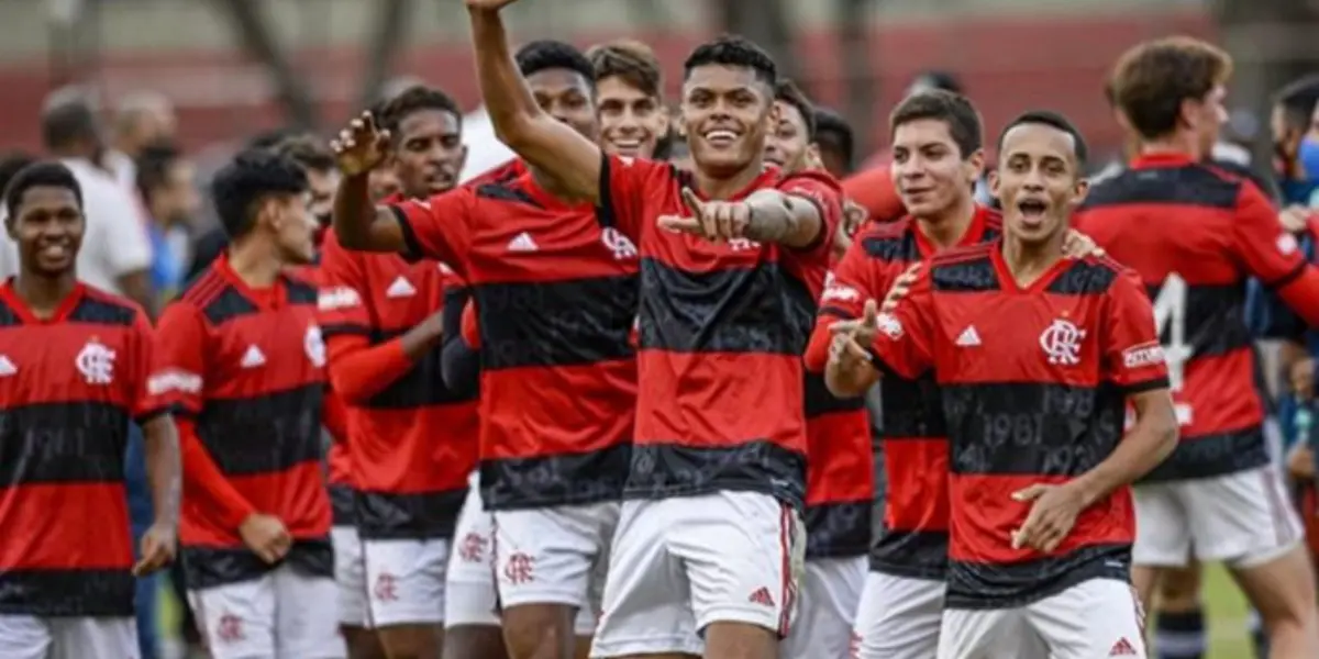 O valor solicitado pelo Flamengo para negociar o jogador foi o principal fator para que o Barcelona desistisse