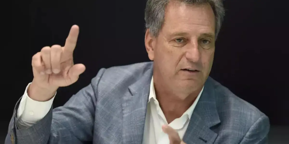 Torcida cobra por atitude do presidente e sua comitiva sobre o assunto