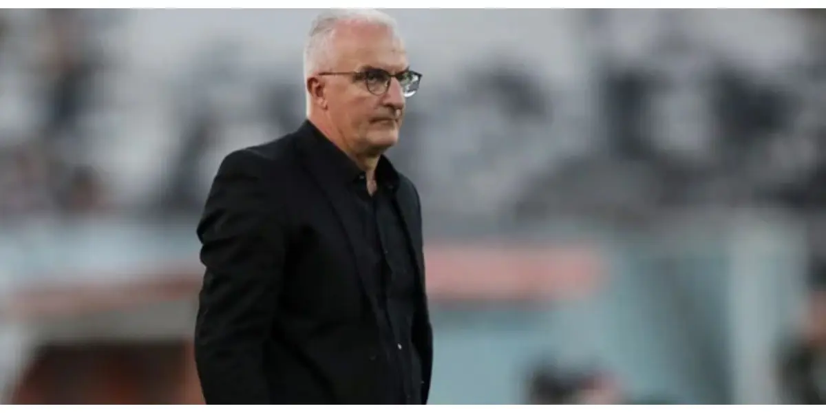 Treinador está livre no mercado depois de negociações sobre renovação terem colapsado