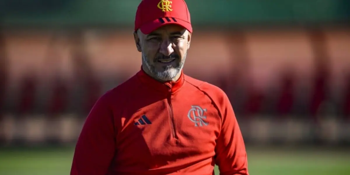 Treinador fez mudanças questionáveis durante a semifinal