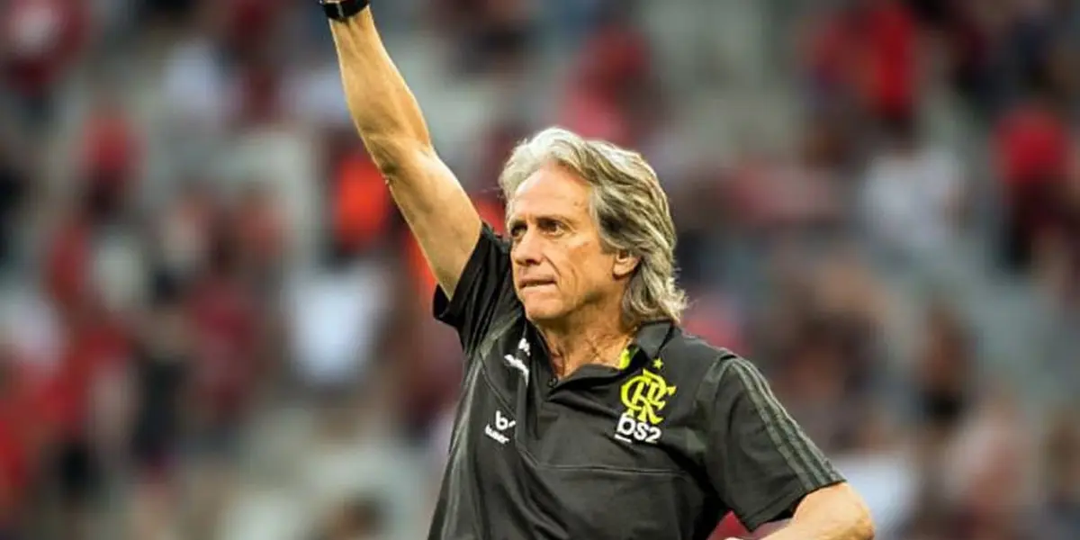 Treinador fica sem contrato no fim deste mês