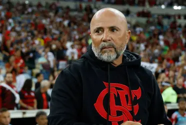 Treinador mudou a escalação titular do Rubro-Negro